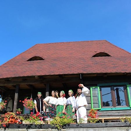Отель Casa Relax Valeni  Экстерьер фото