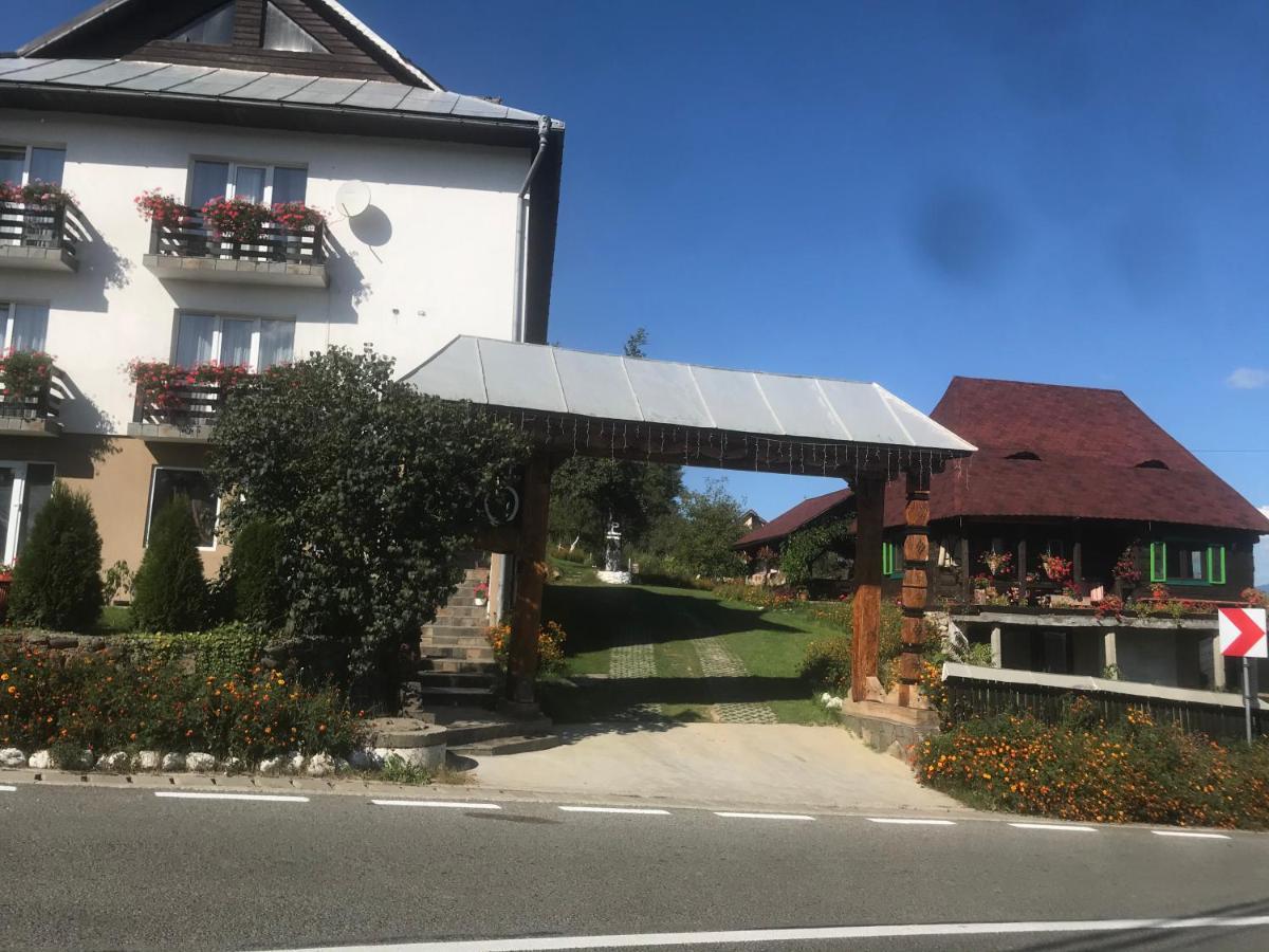 Отель Casa Relax Valeni  Экстерьер фото