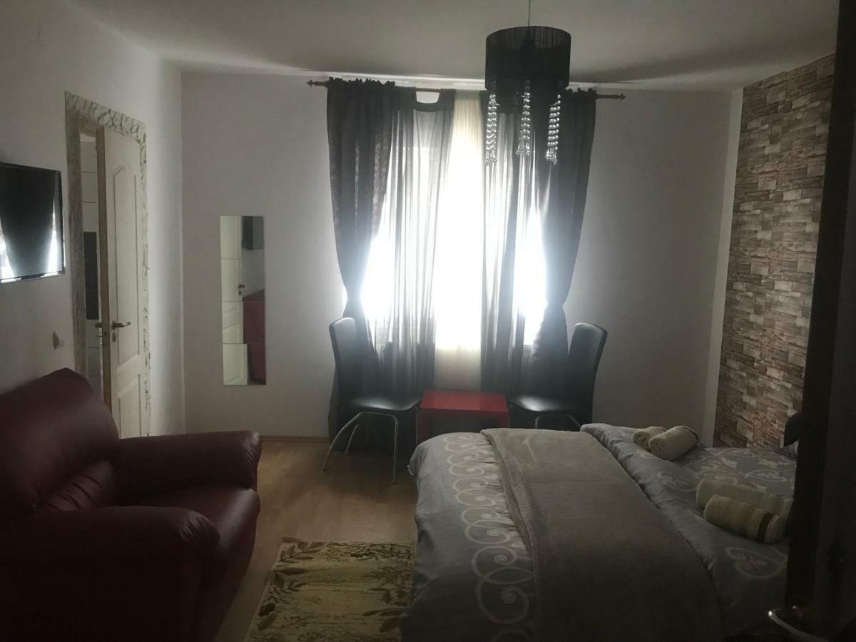 Отель Casa Relax Valeni  Экстерьер фото